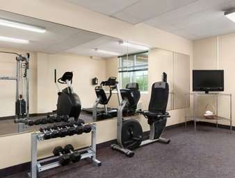 Days By Wyndham Conference Centre Hotel Oromocto