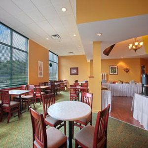 Hotel Days By Wyndham Conference Centre Oromocto